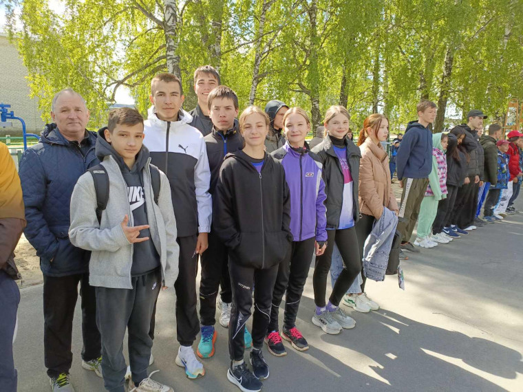 Ученики Карсунской школы участвовали в Эстафете Памяти.