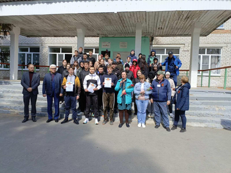 Ученики Карсунской школы участвовали в Эстафете Памяти.